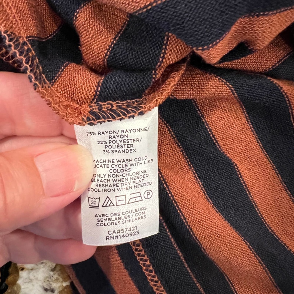 NWT Loft Rust/Brown & Navy Striped Soft Knit Mock Neck Top - SIZE LARGE - Picture 9 of 10